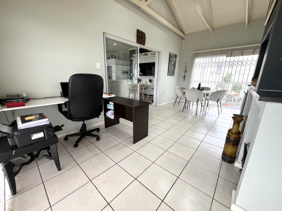 2 Bedroom Property for Sale in Fountains Estate Eastern Cape